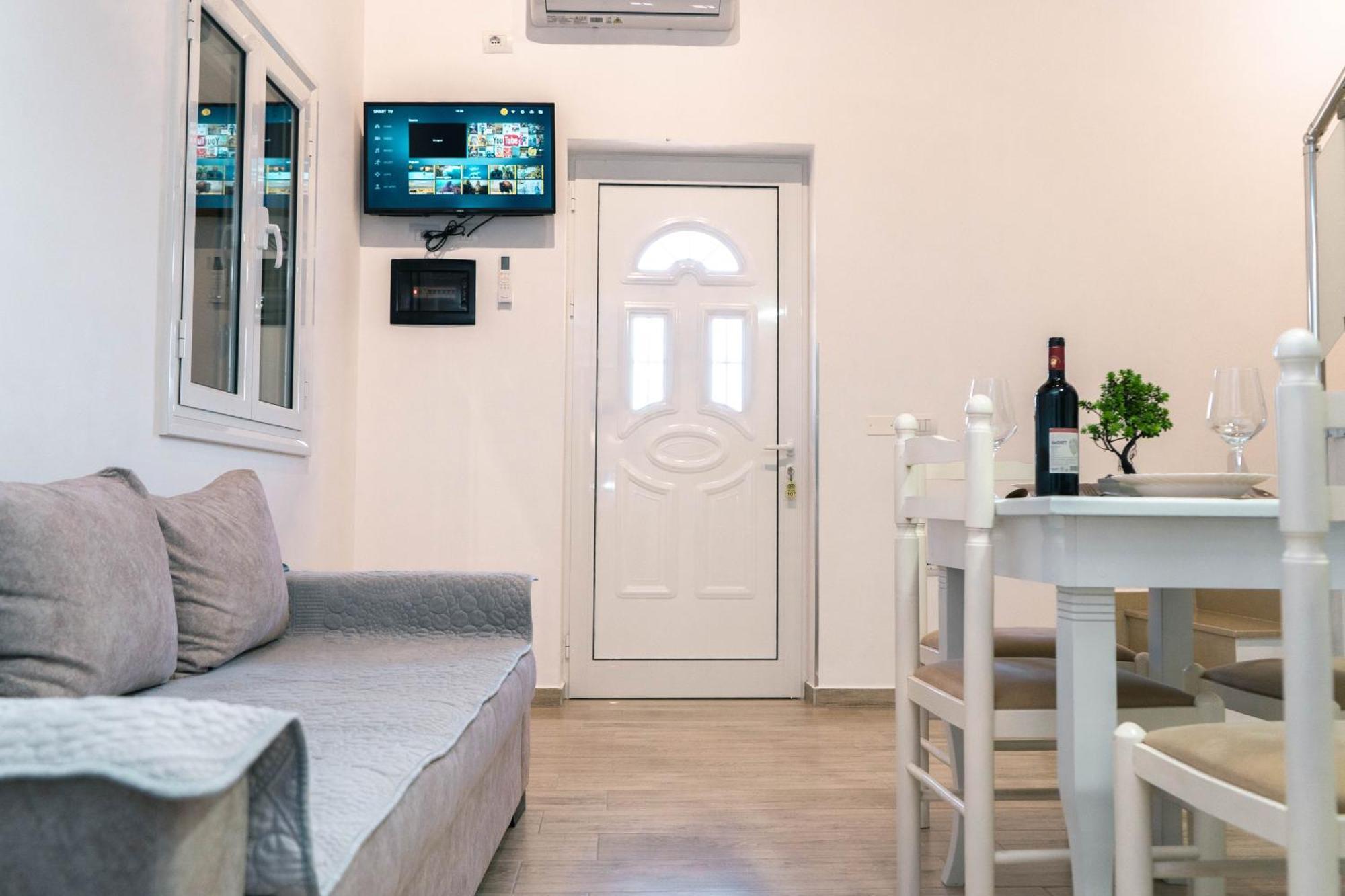 Vila Anxhelo Vlorë Buitenkant foto